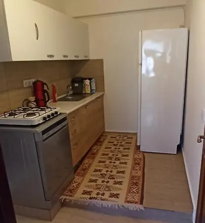 דירה Jakuzili Ev *